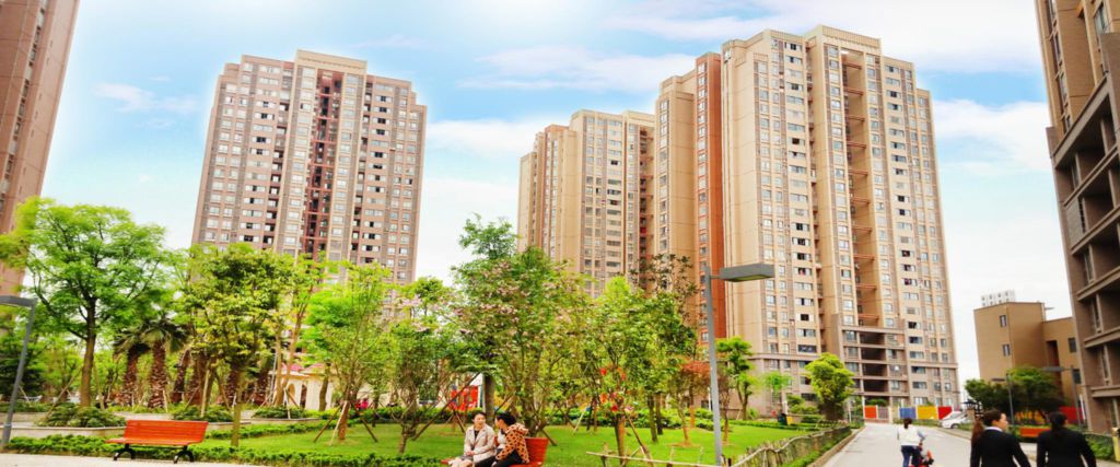 和樂家園位于江北區(qū)復(fù)盛鎮(zhèn)，總建筑面積173230.53㎡，其中住宅153768.46㎡，商業(yè)2871.23㎡，車庫14718.73㎡(車庫停車位434個(gè)，生態(tài)停車位116個(gè))，幼兒園1871.45㎡.jpg